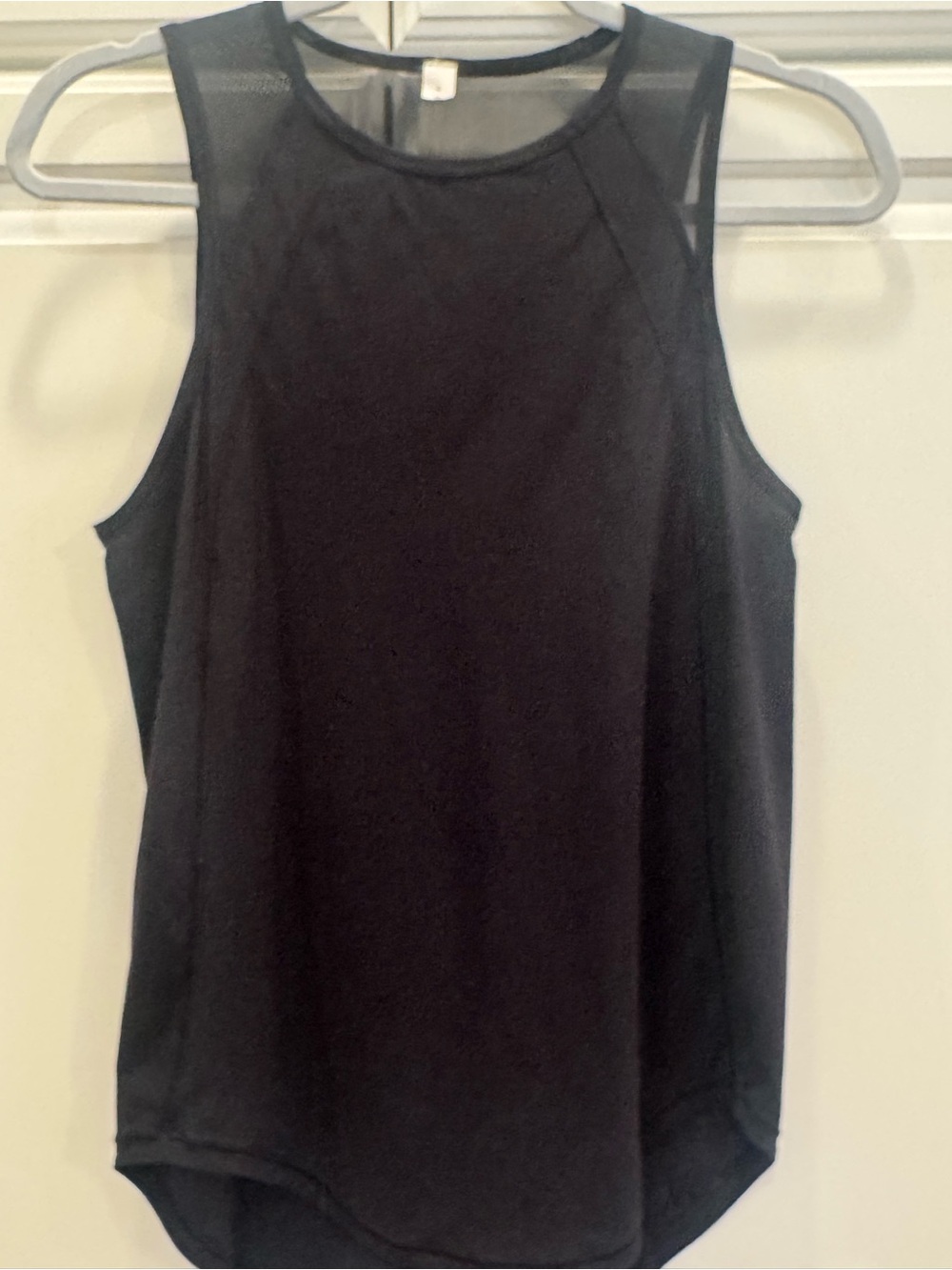 Lululemon Black Mesh Cutout Athletic Tank Top Size 4
